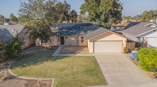 926 Birchwood Court, Hanford, CA 93230