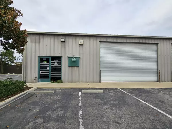 Visalia, CA 93292,110 N Valley Oaks Drive