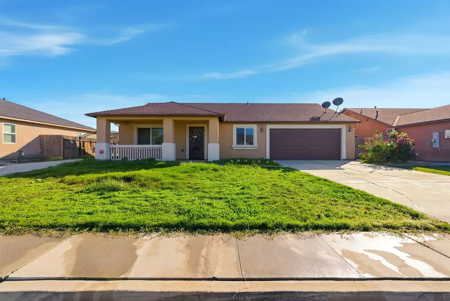 2125 Deer Creek Avenue, Corcoran, CA 93212