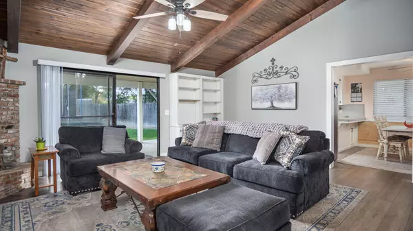 Visalia, CA 93292,2335 E Harvard Court