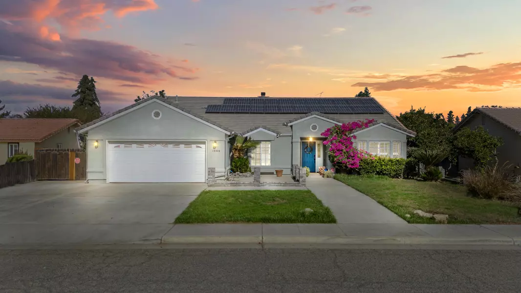 1644 Mccomb Avenue, Porterville, CA 93257