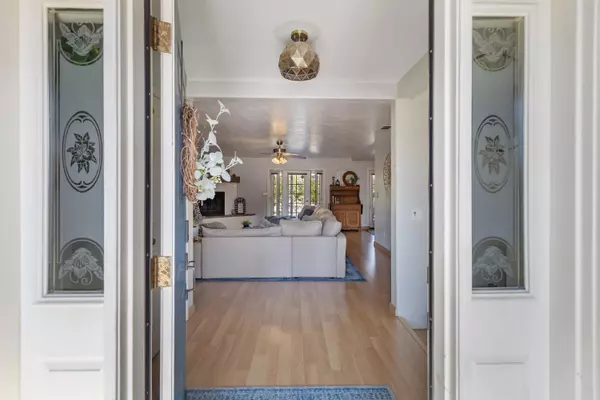 Porterville, CA 93257,1644 Mccomb Avenue