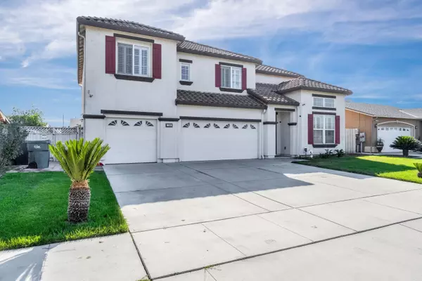 Lindsay, CA 93247,738 W Silvercrest Drive