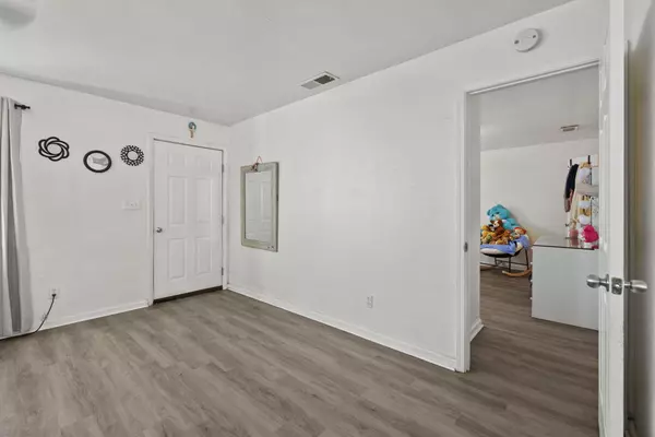 Tulare, CA 93274,4620 Ave 228