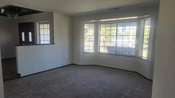 Porterville, CA 93257,1421 Pamela Circle