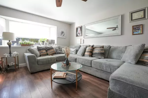 Visalia, CA 93277,2922 S Linda Vista Street