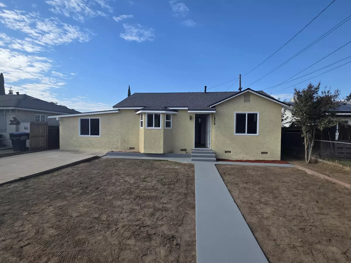 Visalia, CA 93291,1809 N Bridge Street