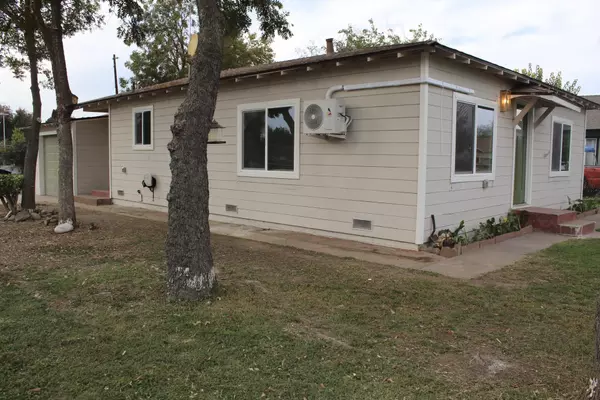 Exeter, CA 93221,264 S Orange Avenue