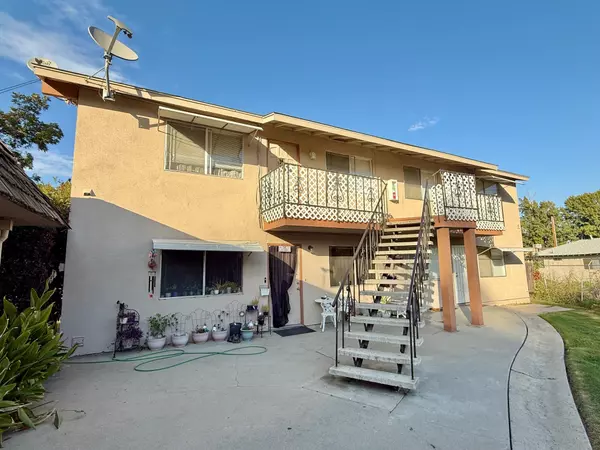 Visalia, CA 93291,118 S Linwood Street