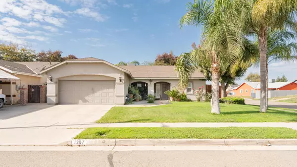1287 Palo Alto Street, Tulare, CA 93274