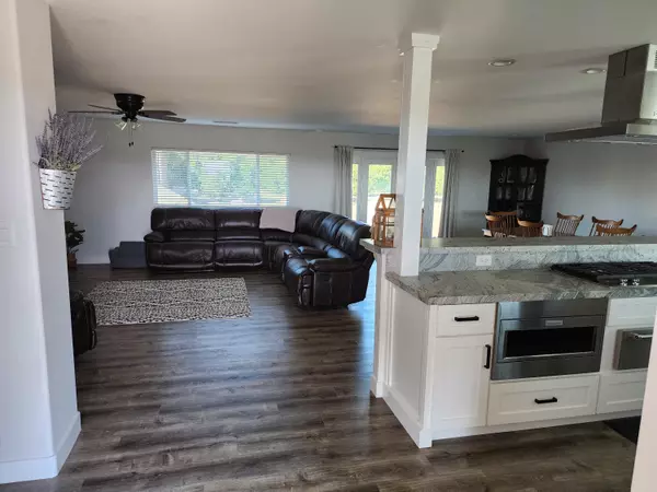 Terra Bella, CA 93270,25386 78 Avenue