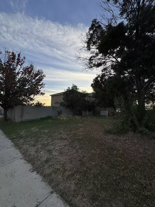 Bakersfield, CA 93311,9201 Empire State Drive