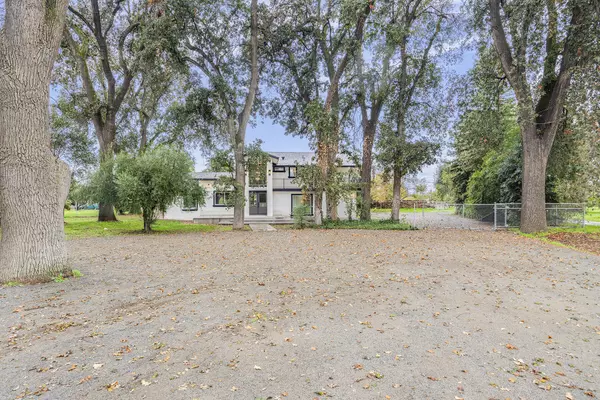 Visalia, CA 93292,31191 Rd 160 #160