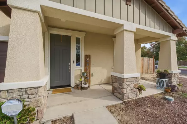 Lemoore, CA 93245,1056 Pebble Drive