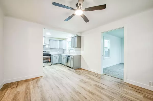 Dinuba, CA 93618,372 N Smith Avenue