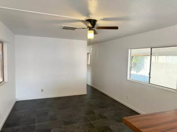 Dinuba, CA 93618,581 N Crawford Avenue #46