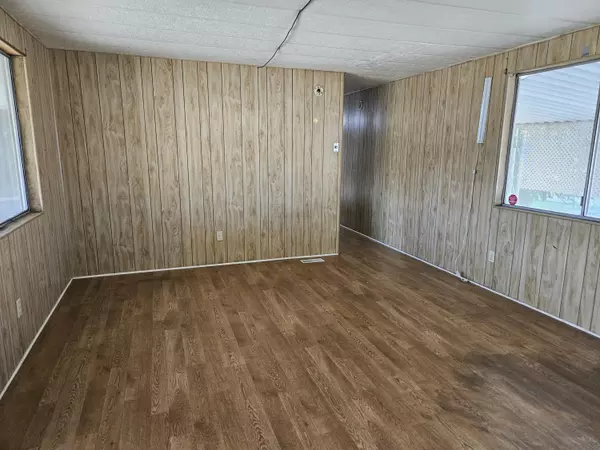 Visalia, CA 93277,5505 W Tulare Avenue #101