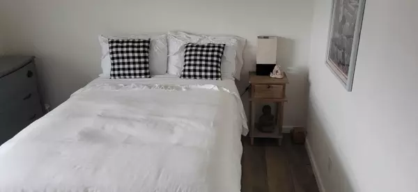 Kingsburg, CA 93631,1848 19th Avenue