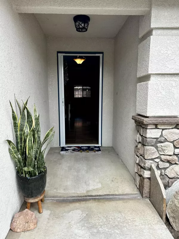 Visalia, CA 93291,4600 W Grove Avenue