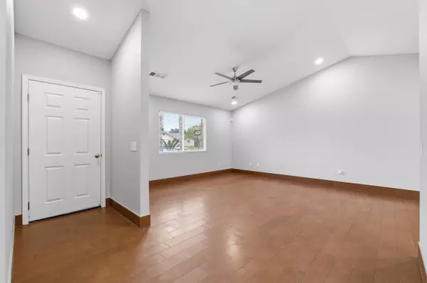 Visalia, CA 93291,2344 N Turner Ct Court