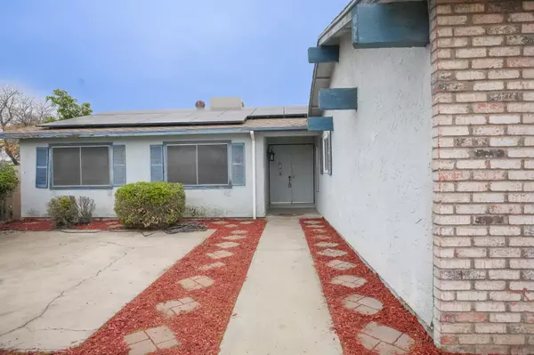 Visalia, CA 93277,1629 S Rossmoor Court