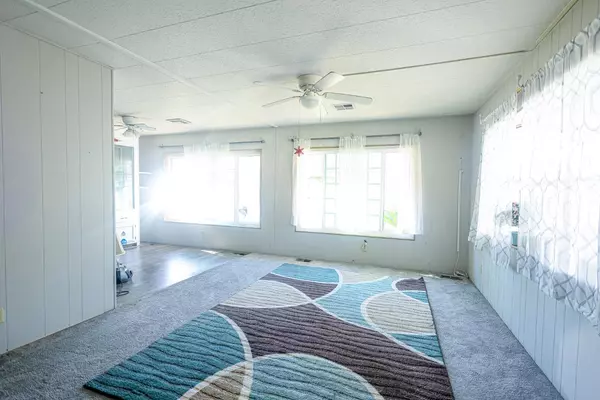 Reedley, CA 93654,1300 W Olson Avenue #61