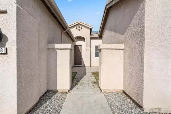 Bakersfield, CA 93313,6208 Fire Opal Drive