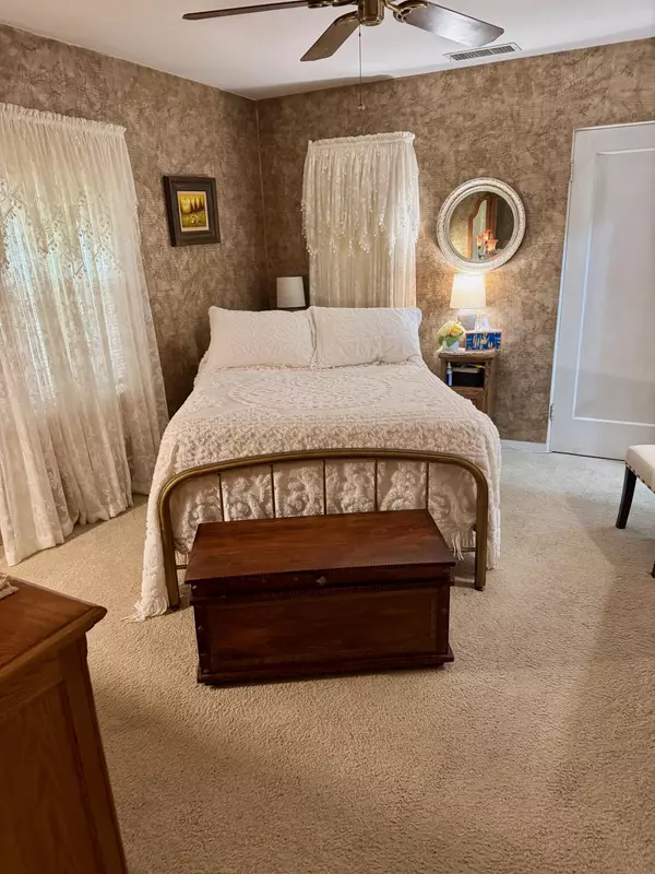 Tulare, CA 93274,539 N Gem Street