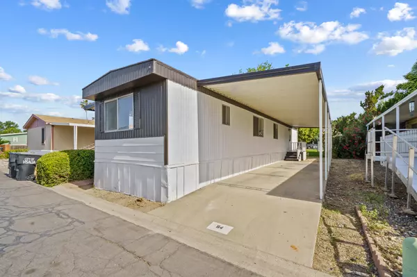 5505 W Tulare Avenue #64, Visalia, CA 93277