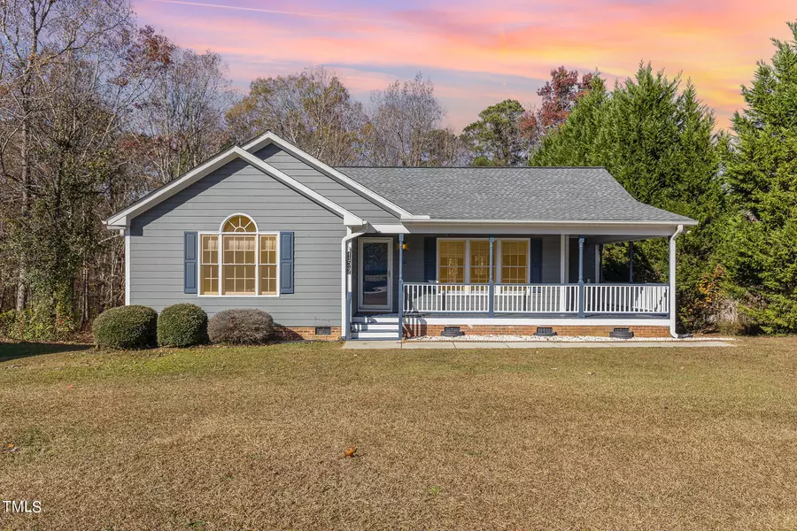 152 Ridge Way Lane, Clayton, NC 27520