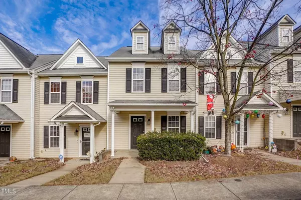 812 Savin Landing, Knightdale, NC 27545