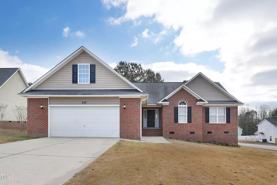 235 Edgecombe Drive, Spring Lake, NC 28390