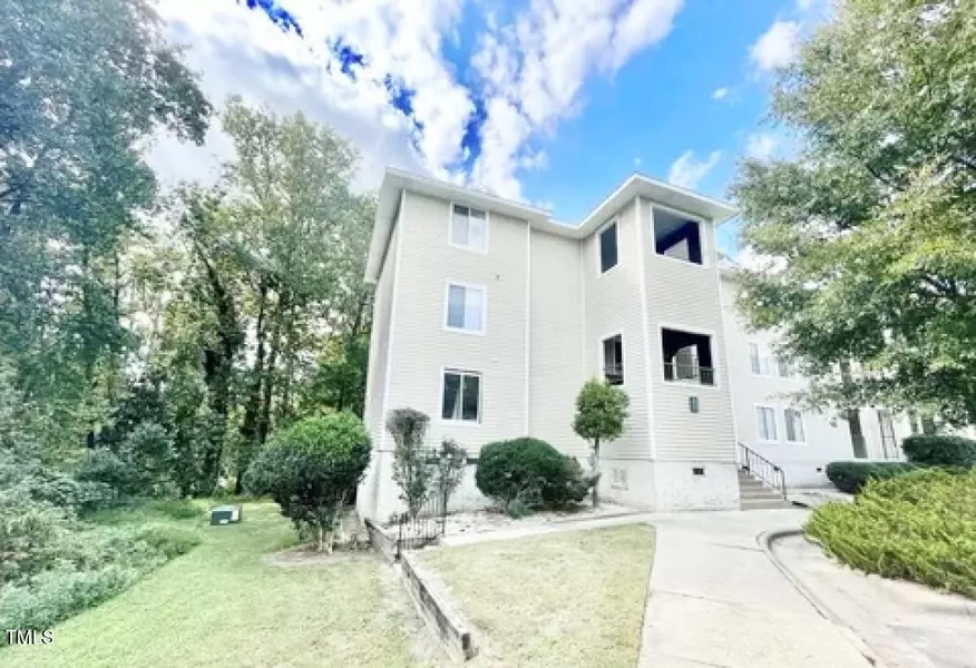 3371 Galleria Drive #21, Fayetteville, NC 28303