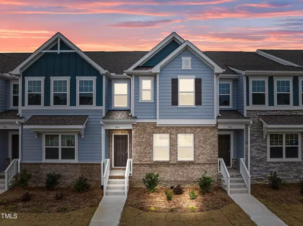 1874 Knights Crest Way, Wake Forest, NC 27587