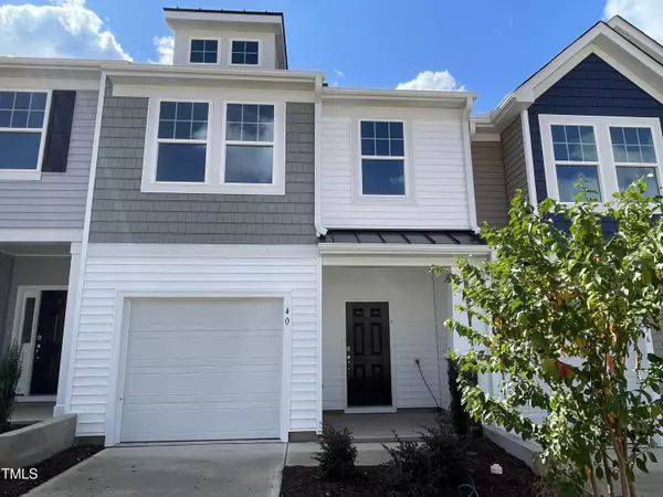 40 Clear Bead Court, Clayton, NC 27527