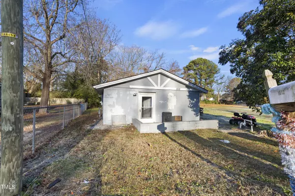 1012 S Layton Avenue, Dunn, NC 28334