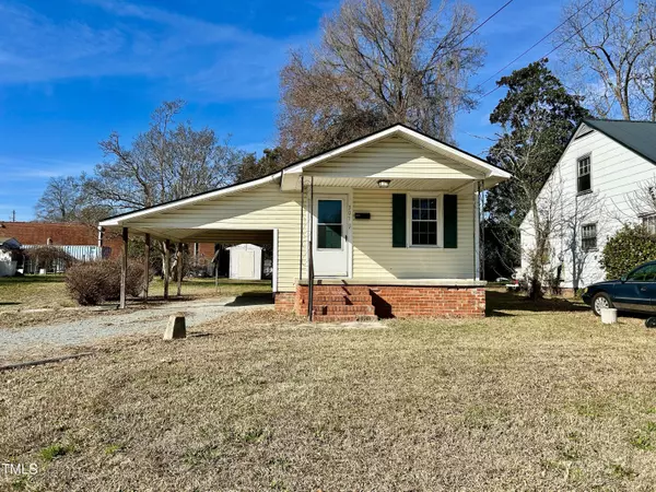 307 N Clinton Avenue, Dunn, NC 28334