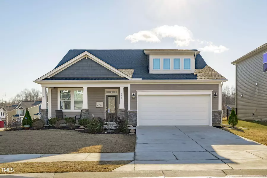 948 Briar Gate Drive, Holly Springs, NC 27540