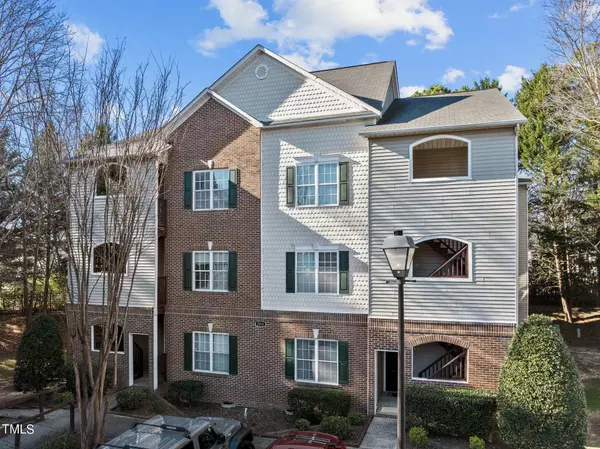 7018 Sandy Forks Road #302, Raleigh, NC 27615