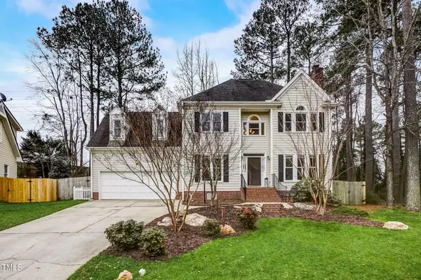 205 Lyncroft Lane, Cary, NC 27519