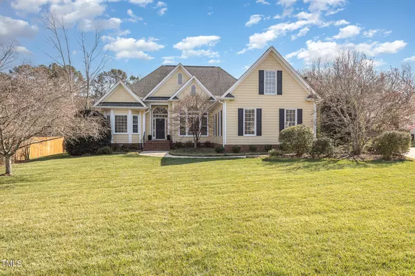 3329 Oaklyn Springs Drive, Raleigh, NC 27606