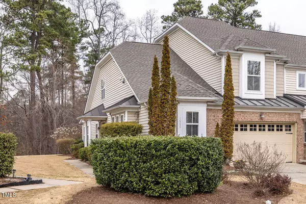 1060 Kingston Grove Drive, Cary, NC 27519