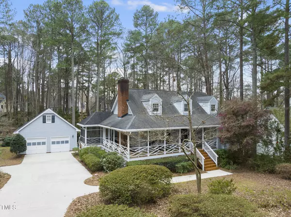 111 Loch Haven Lane, Cary, NC 27518