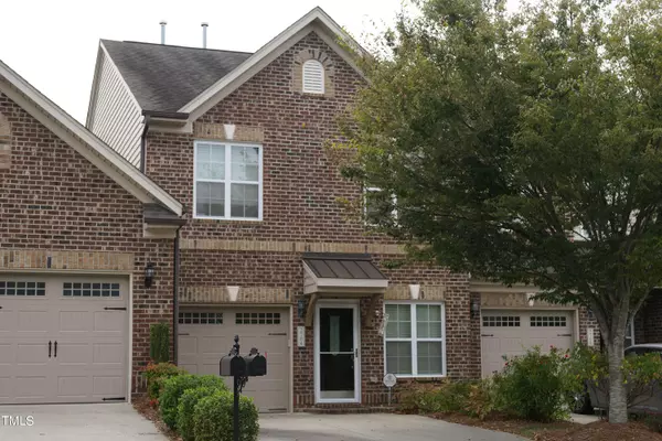 2704 Kingsbury Court, Burlington, NC 27215