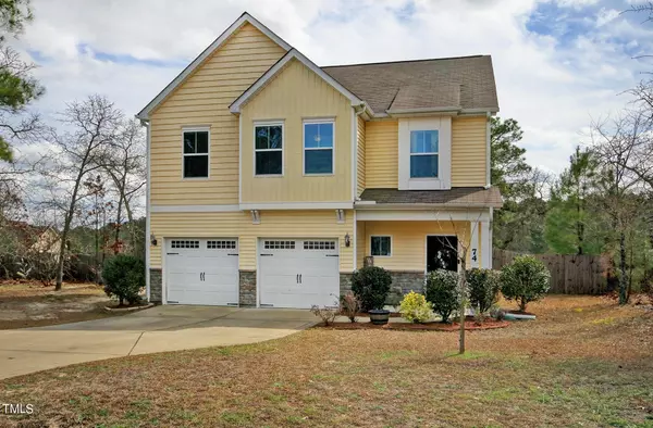 74 Stonehurst Drive, Spring Lake, NC 28390