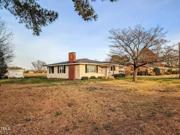 1190 Old Smith Chapel Road, Mount Olive, NC 28365