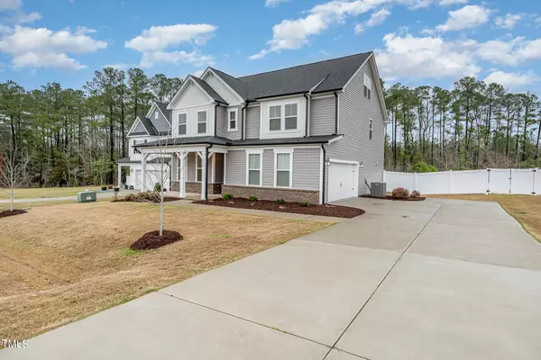 Four Oaks, NC 27524,442 Beverly Place