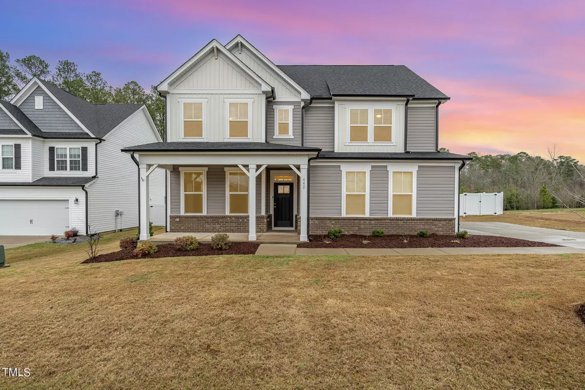 Four Oaks, NC 27524,442 Beverly Place