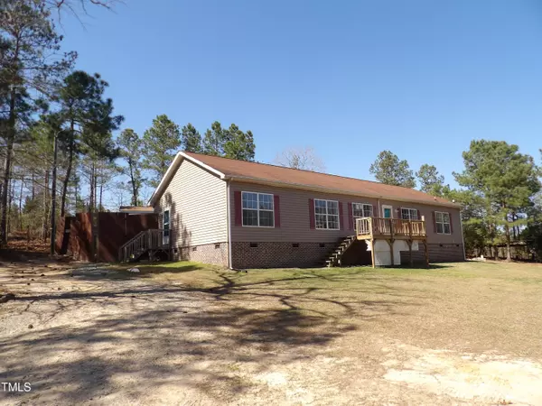 6207 S Plank Road, Cameron, NC 28326