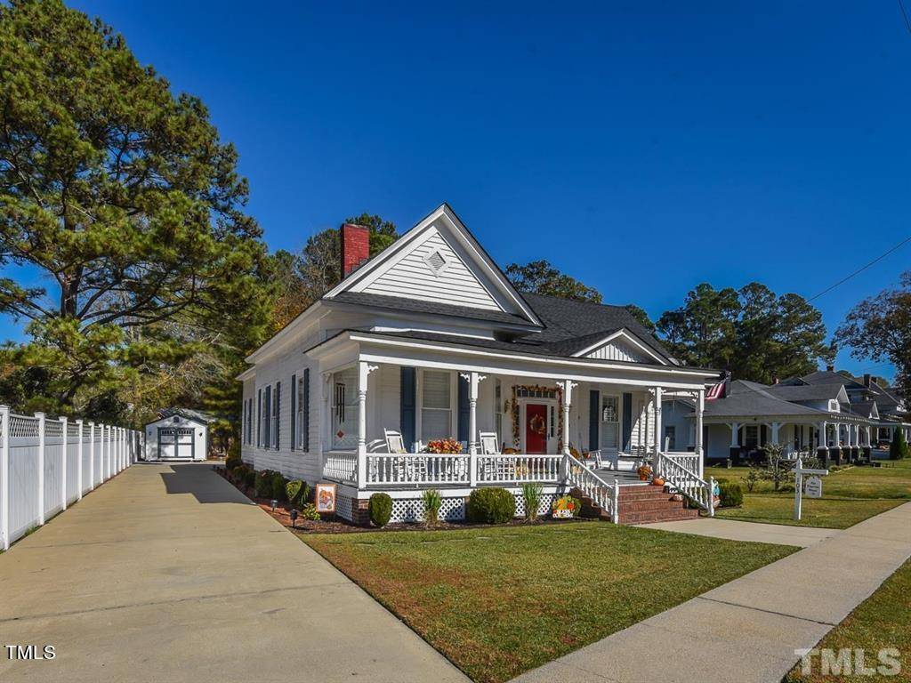 103 E Bailey Avenue, Kenly, NC 27542